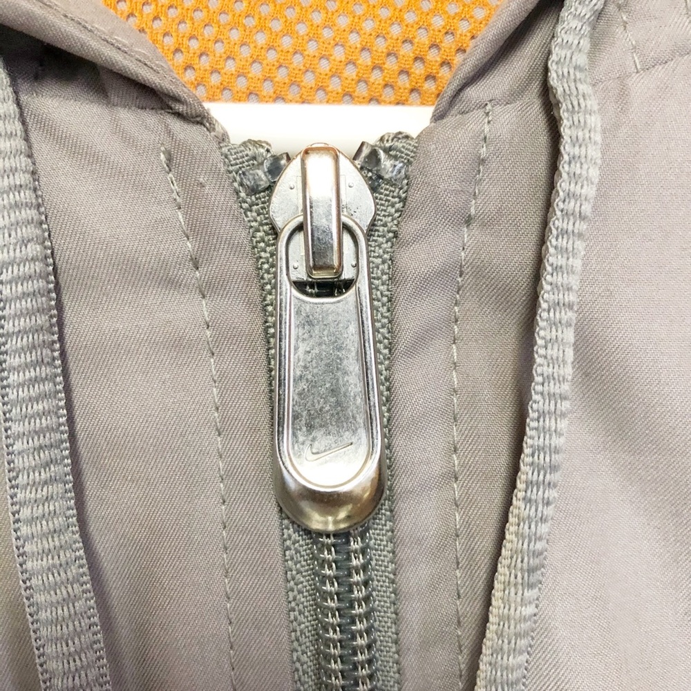 Nike Jacket - Picture 6 of 7